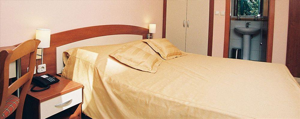 Hotell Mediterranean Village San Antonio Biograd Na Moru