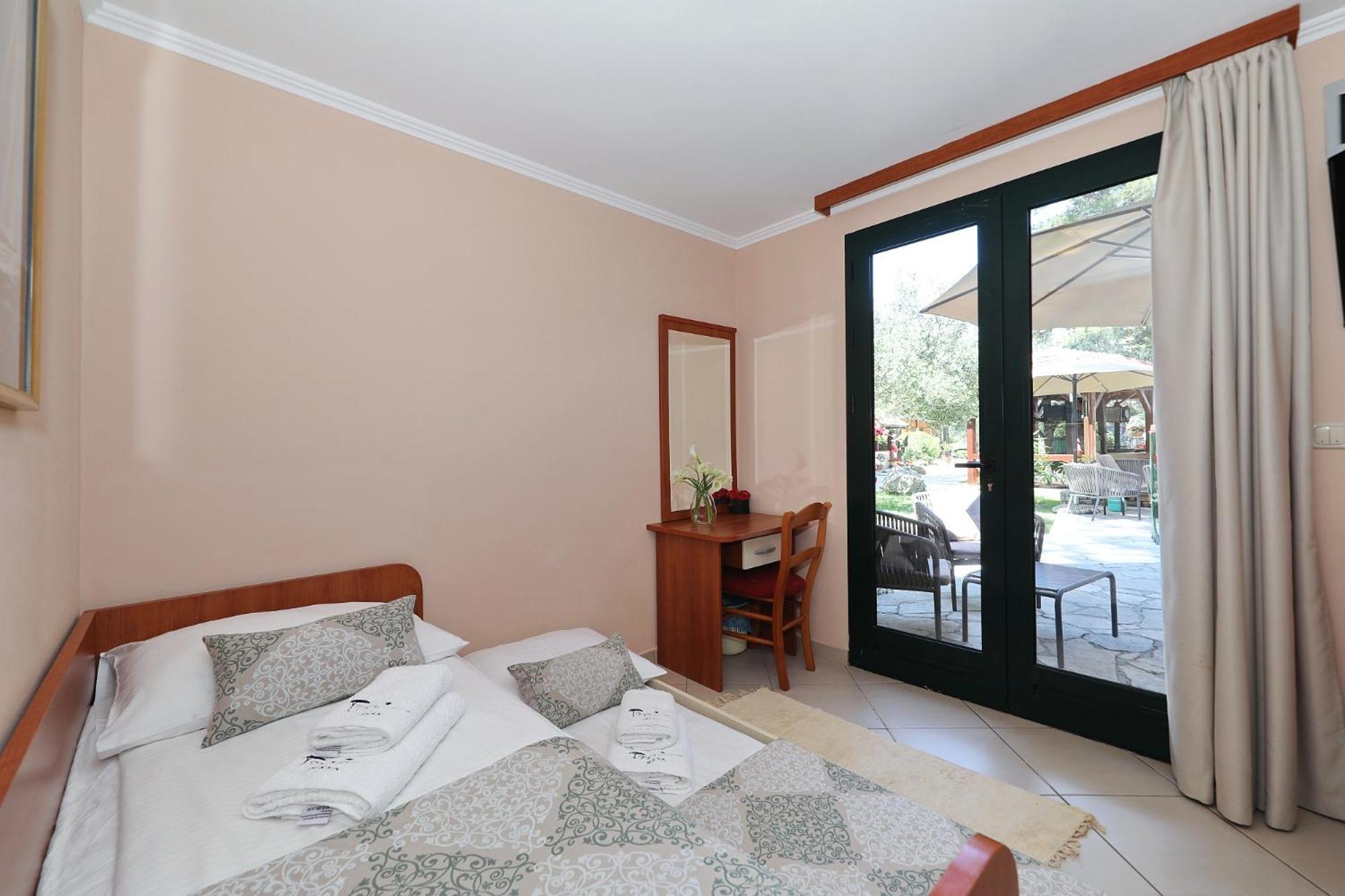 Mediterranean Village San Antonio 3* Biograd Na Moru